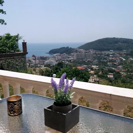 Apartment Lovely View