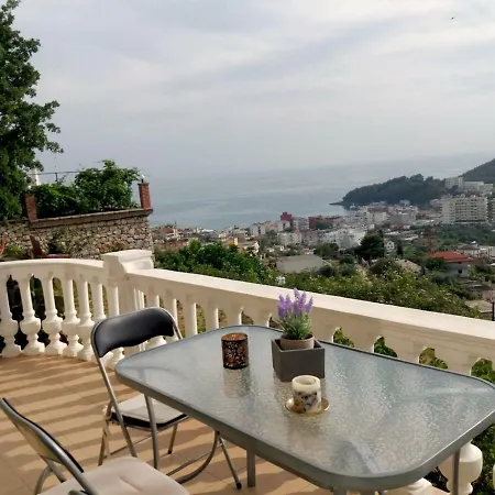 Lovely View Apartment