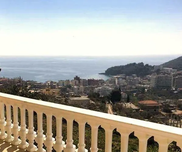 Lovely View Apartament Himara